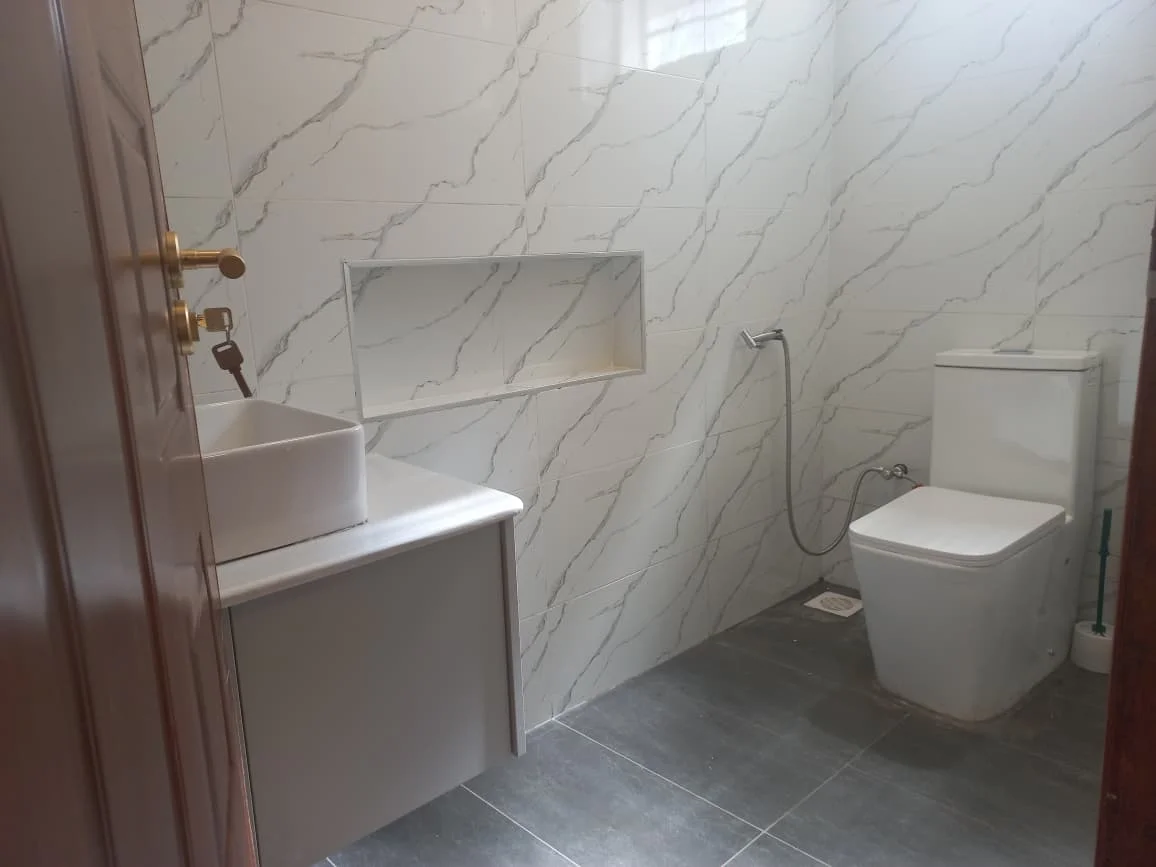 Bathrooms Photo 3